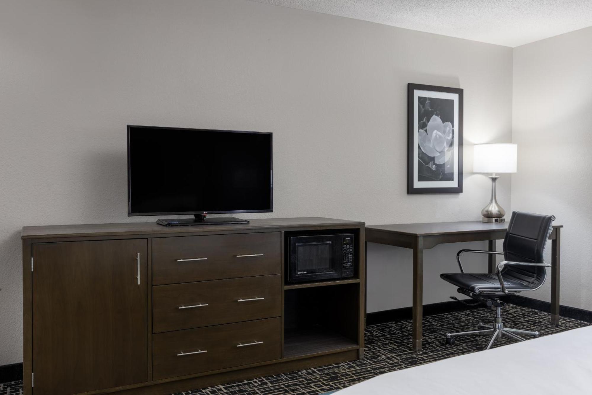 Hotel La Quinta By Wyndham Covington Exteriér fotografie