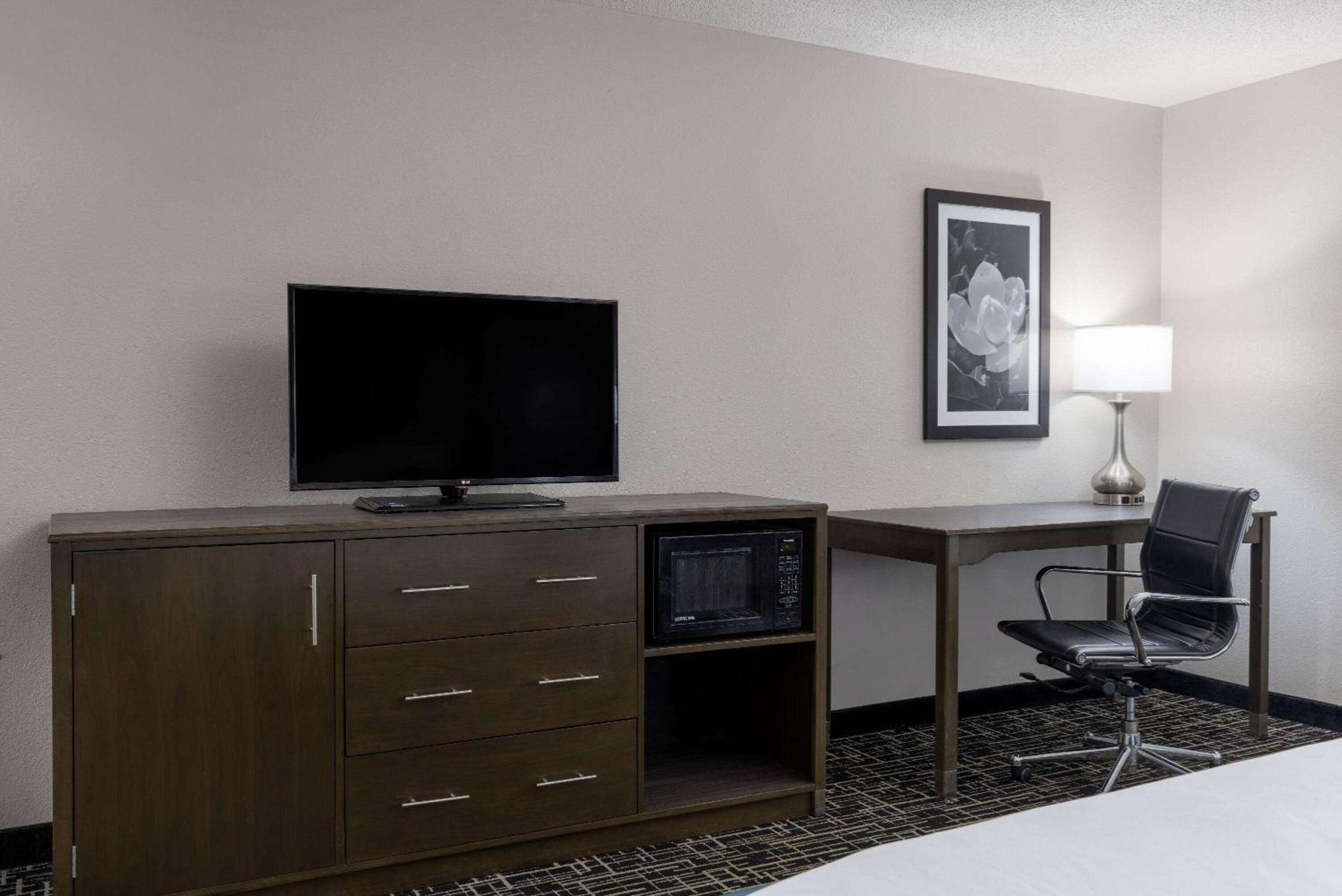 Hotel La Quinta By Wyndham Covington Exteriér fotografie