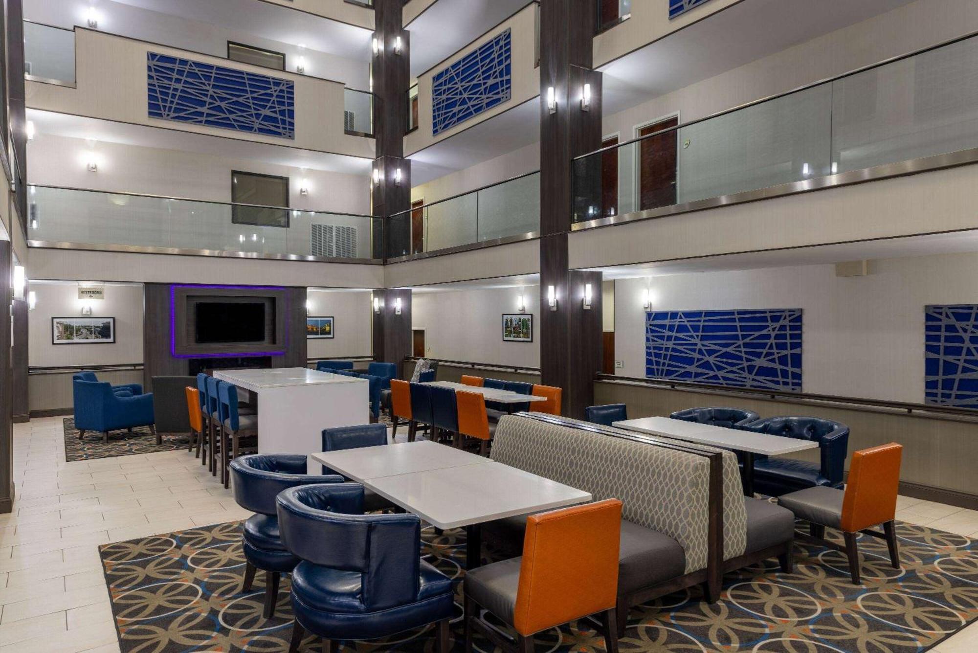 Hotel La Quinta By Wyndham Covington Exteriér fotografie